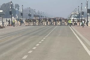 Dagvullende tour door Delhi met lokale deskundige gids