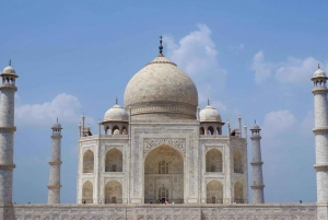 Dall'aeroporto di Delhi: Tour privato del Taj Mahal e del Forte di Agra