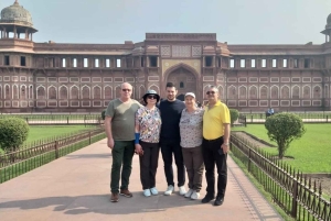 Fra Delhi: Alt inklusive Taj Mahal & Agra-tur med 5*frokost