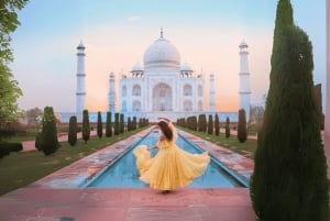 Fra Delhi: Alt inklusive Taj Mahal & Agra-tur med 5*frokost