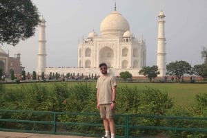 Fra Delhi: Alt inklusive Taj Mahal & Agra-tur med 5*frokost