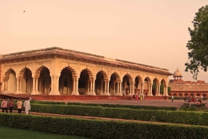 Fra Delhi: Alt inklusive Taj Mahal & Agra-tur med 5*frokost