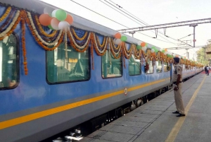 Da Delhi: viaggio tutto incluso a Tajmahal e Agra in treno veloce