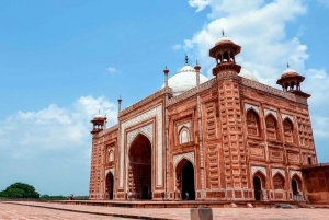 Vanuit Delhi: dagtocht Taj Mahal, Agra Fort en Baby Taj