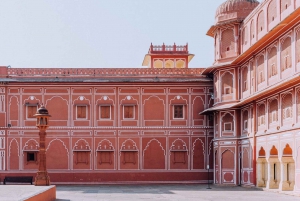 Från Delhi: Privat tur med bil till Jaipur med möjlighet att stanna i Agra