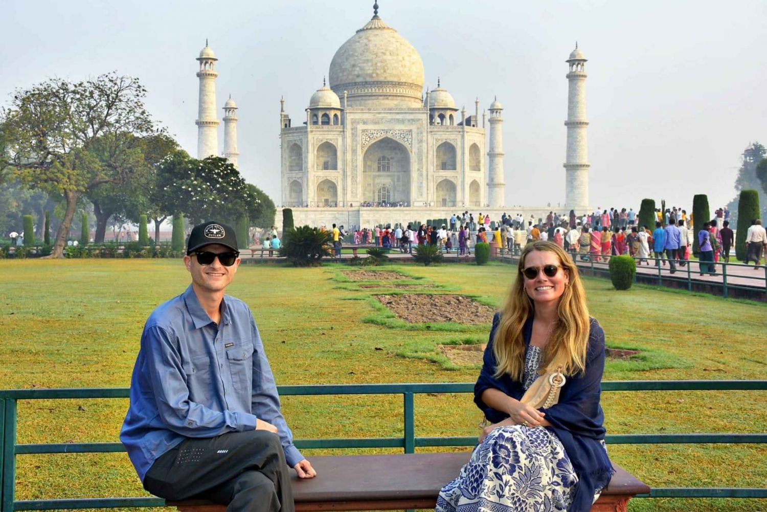 Delhistä tai Agrasta: Mahal ja Fatehpur Sikri opastettu kierros.