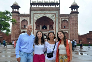 Från Delhi: Övernattningstur till Taj Mahal med supersnabbtåg