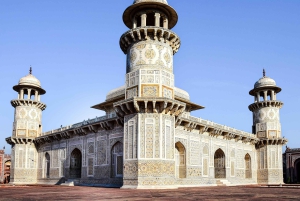 Från Delhi: Övernattningstur till Taj Mahal med supersnabbtåg