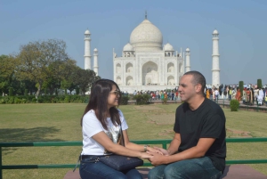 Från Delhi: Övernattningstur till Taj Mahal med supersnabbtåg