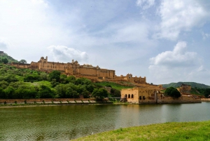 From Delhi: 3-Day Golden Triangle Tour with Accommodation