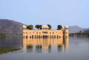 From Delhi: Private 4-Day Golden Triangle Luxury Tour