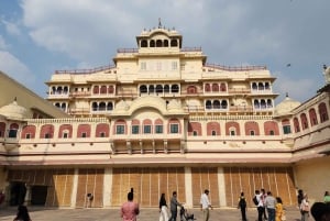 Z Delhi: Prywatna 5-dniowa wycieczka po Złotym Trójkącie z hotelami