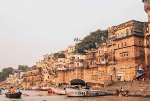 From Delhi: Private 6-day Golden Triangle Tour with Varanasi