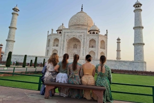 De Delhi: Tour guiado particular de um dia pelo Taj Mahal e Agra