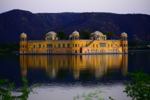 Ab Delhi: Private Jaipur 2-Tages Tour mit Unterkunft