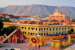 Ab Delhi: Private Jaipur 2-Tages Tour mit Unterkunft