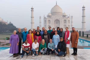 Vanuit Delhi: privé Layover Taj Mahal dagtour per auto