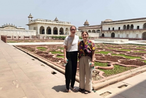 De Delhi: Tour particular de um dia pelo Taj Mahal com escala, de carro