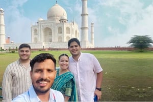 Au départ de Delhi : excursion privée d'une journée en voiture au Taj Mahal et à Agra