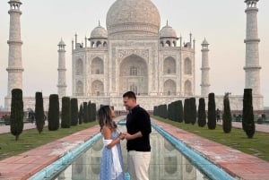 From Delhi: Private Taj Mahal and Agra Day Trip by Train