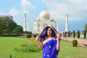 From Delhi: Private Taj Mahal Day Tour By Car and Driver