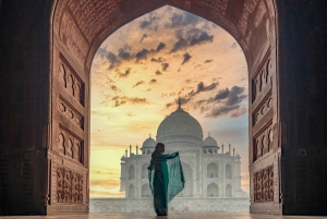 Depuis Delhi : Excursion privée d'une journée au Taj Mahal en train super rapide