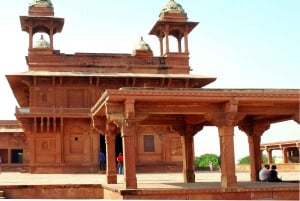 From Delhi: Private Taj Mahal & fatehpur Sikri Day Trip