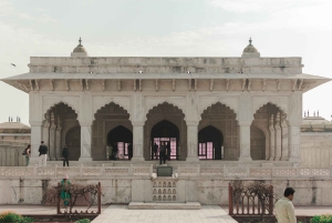 From Delhi: Private Taj Mahal & fatehpur Sikri Day Trip