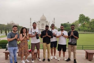 Från Delhi: Taj Mahal-soluppgång, Agra Fort och Baby Taj-dagstur