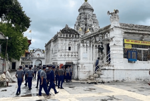 From Delhi: Rajim Temples and River Confluence Day Trip