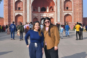 Desde Delhi: Excursión de un día al Taj Mahal y Agra con paseo en barco