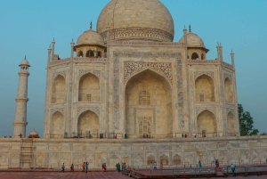From Delhi: Same Day Taj Mahal, Fort & Baby Taj Tour by Car