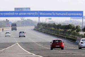 Delhi: Same Day Taj Mahal, Agra Fort & Baby Taj Tour By Car