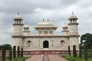 Från Delhi: Sunrise Agra Tour med bil med frukost