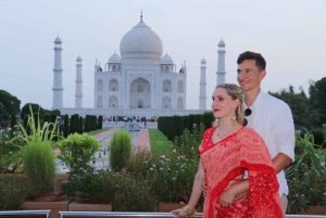 Från Delhi: Sunrise Agra Tour med bil med frukost