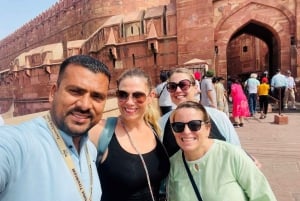 Från Delhi: Soluppgång Taj Mahal, Agra Fort & Baby Taj Tour