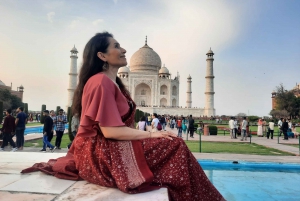 Au départ de Delhi : Sunrise Taj Mahal & Agra Tour en voiture privée