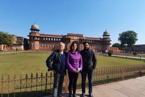 Au départ de Delhi : Sunrise Taj Mahal & Agra Tour en voiture privée