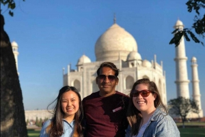 Delhi : Visite du Taj Mahal et du Fort d'Agra au lever du soleil avec transferts