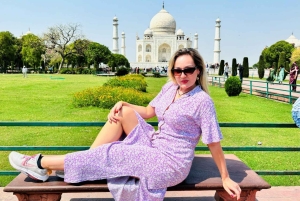 Fra Delhi: Guidet tur til Taj Mahal og Agra ved solopgang i bil