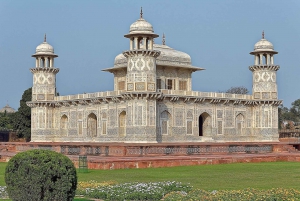 De Delhi : Tour du Taj Mahal au lever du soleil à Agra