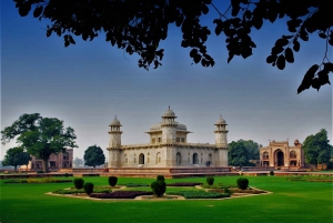 Fra Delhi: Taj Mahal & Agra City Tour med Gatiman-toget