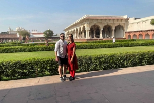 Desde Delhi: Excursión de un día al Taj Mahal y al Fuerte de Agra en tren superrápido