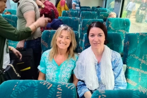 Desde Delhi: Excursión de un día al Taj Mahal y al Fuerte de Agra en tren superrápido