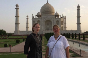 Fra Delhi: Taj Mahal & Agra Fort dagsudflugt med eksprestog