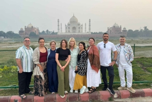 Da Delhi: escursione privata di un giorno al Taj Mahal e ad Agra con trasferimenti