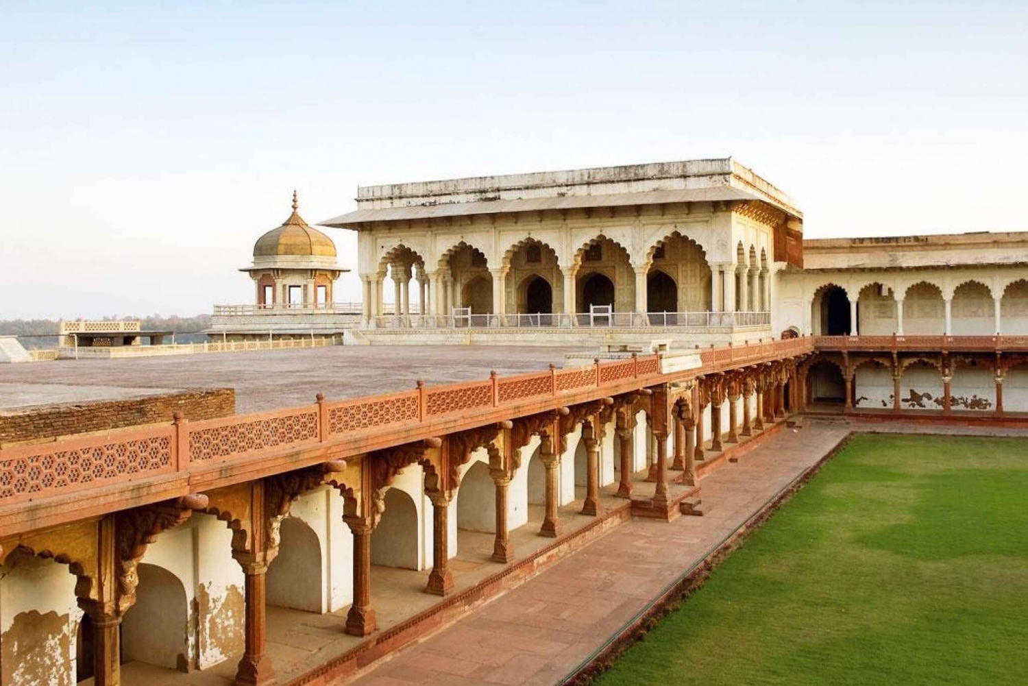 De Délhi: Passeio de trem expresso pelo Taj Mahal e Agra