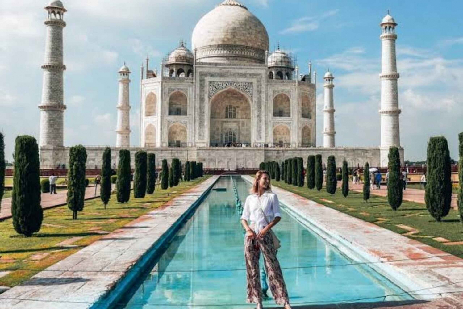 Delhistä: Taj Mahal & Agra Tour Intian nopeimmalla junalla