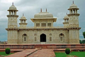 Depuis Delhi : Visite du Taj Mahal et d'Agra par le train le plus rapide d'Inde