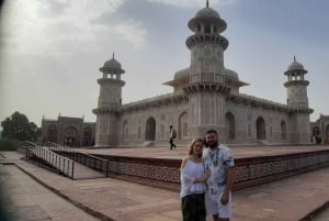 Från Delhi: Taj Mahal och Agra Fort Private Sunrise Tour